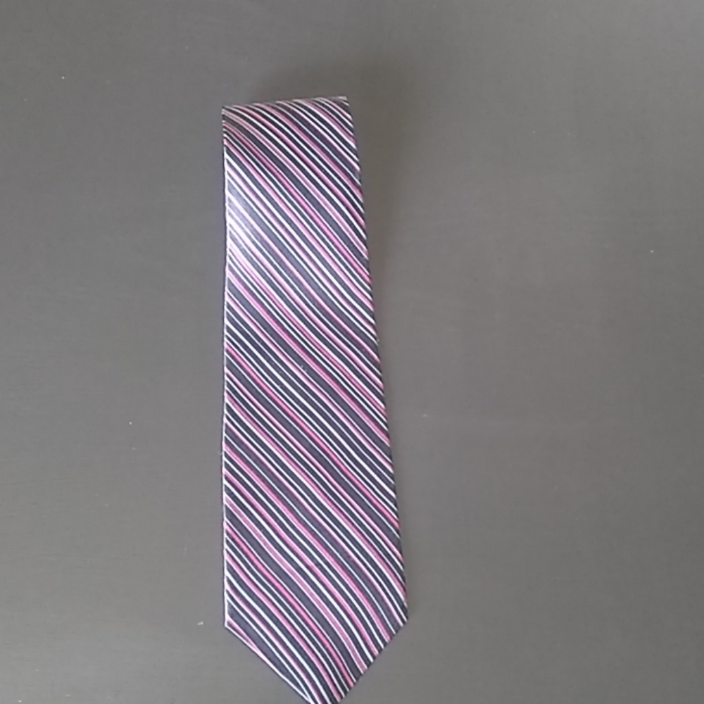💖DKNY necktie
